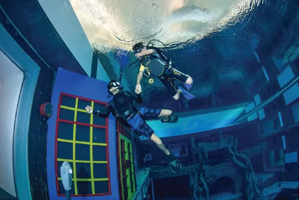 Deep Dive Dubai Scuba Diving - Image 4