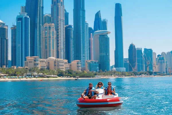 Group Tubing on Speedboat in Dubai - Image 7