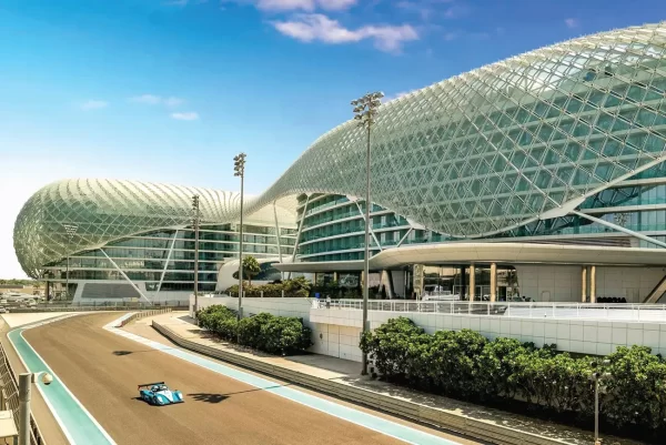 Yas Marina Circuit Tour Abu Dhabi - Image 2