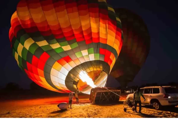 Sunrise Desert Hot Air Balloon - Image 5